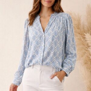 EsQualo Blue Leaf Print Viscose Blouse Button Front Long Sleeve Size S